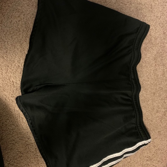 Adidas shorts - Picture 3 of 3